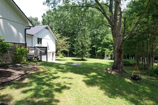 1245 Weeks Drive #NE, Cleveland, TN 37312