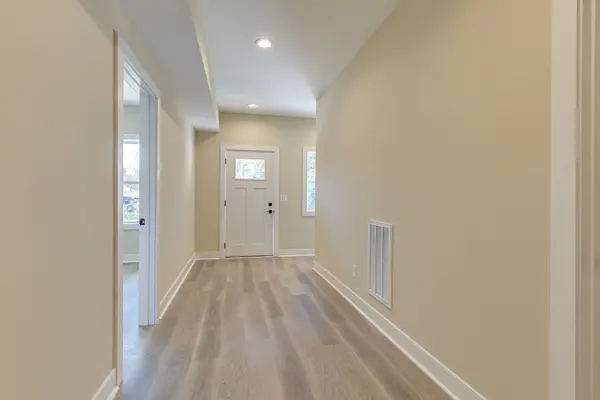 1135 Lawrence Ave, Madison, TN 37115