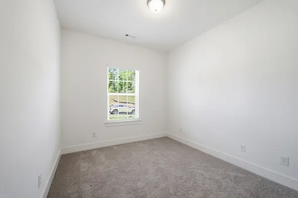 7228 Fairlawn Dr, Fairview, TN 37062