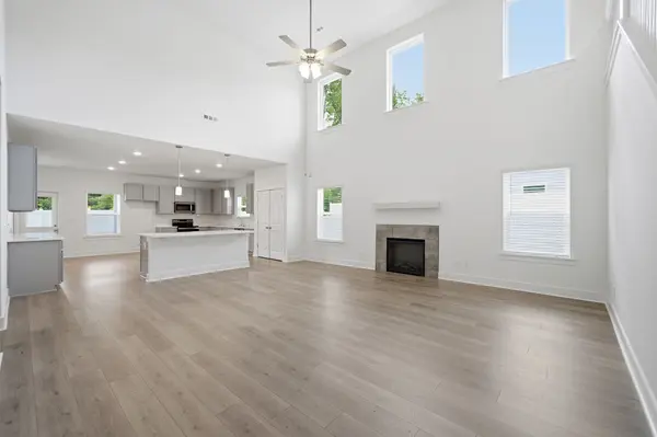 7228 Fairlawn Dr, Fairview, TN 37062