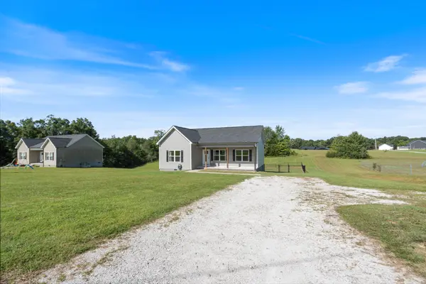 1274 Oak Grove Rd, Dickson, TN 37055