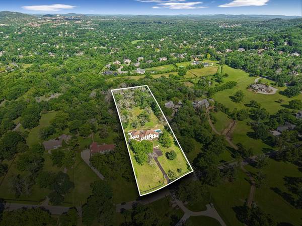 310 Deerwood Ln, Brentwood, TN 37027