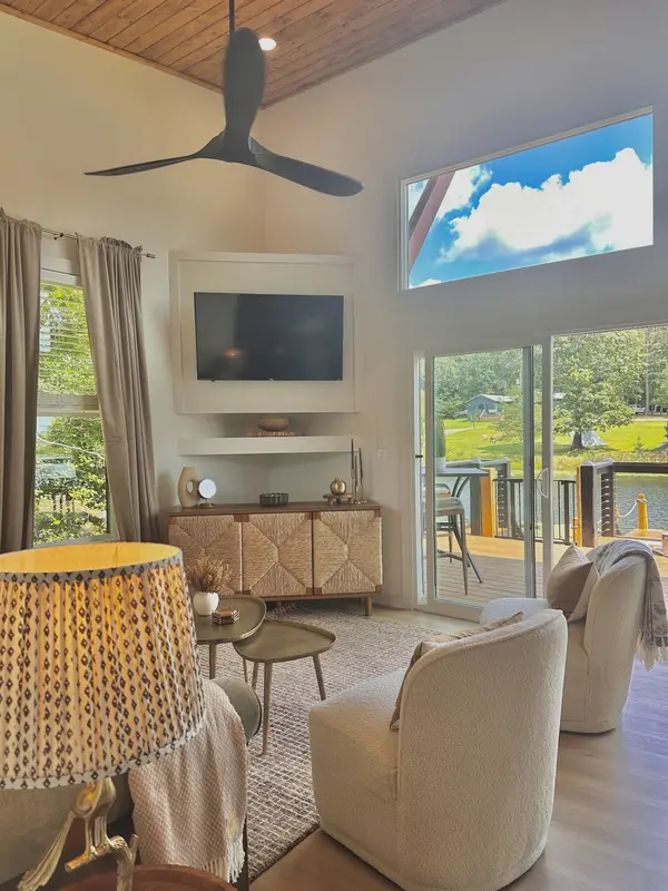 135 Hemlock Cv, Tracy City, TN 37387