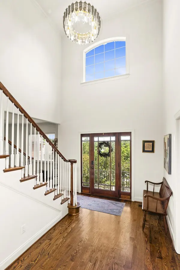 108 Hunters Rn, Nashville, TN 37209