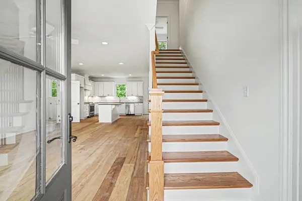 5432 Knob Rd, Nashville, TN 37209