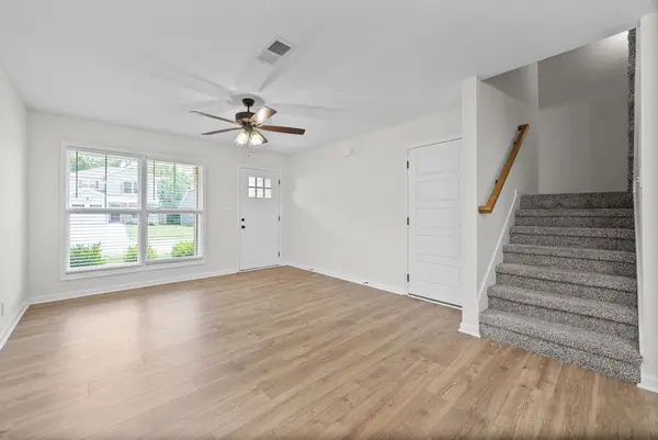412 Hillside Dr, Clarksville, TN 37040
