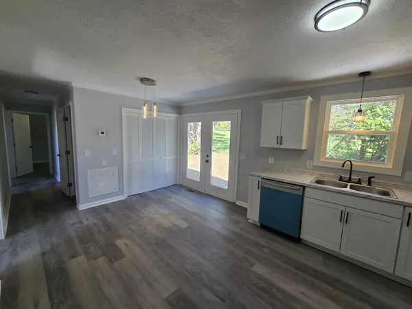 7105 School Heights Dr, Fairview, TN 37062