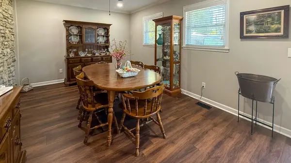 133 High Ave, Fayetteville, TN 37334