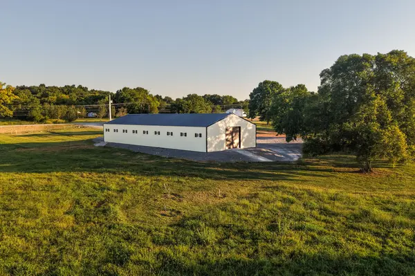 1024 Highway 64 #W, Shelbyville, TN 37160