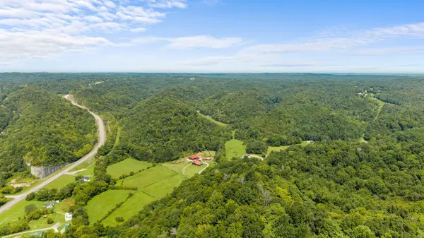 599 Jake Rockwell Rd, Celina, TN 38551