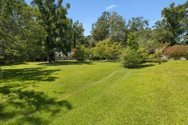 7816 Chester Rd, Fairview, TN 37062