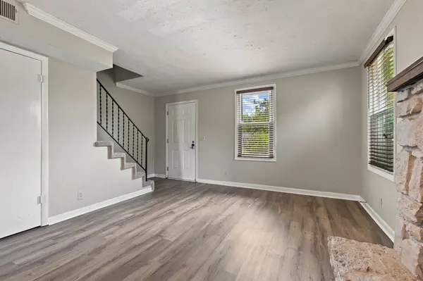 2440 Fairbrook Dr, Nashville, TN 37214