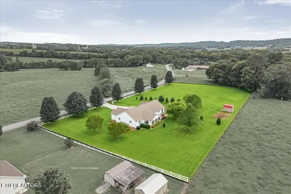 165 County Road 326, Sweetwater, TN 37874