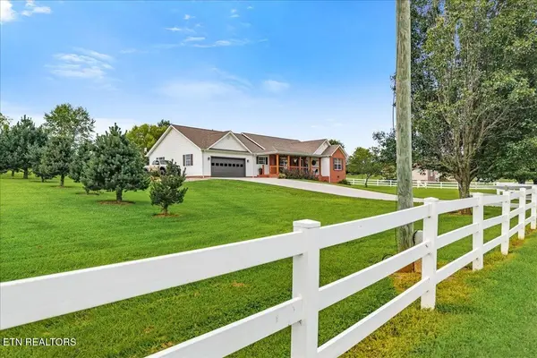 165 County Road 326, Sweetwater, TN 37874