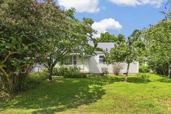 2921 Ironwood Dr, Nashville, TN 37214