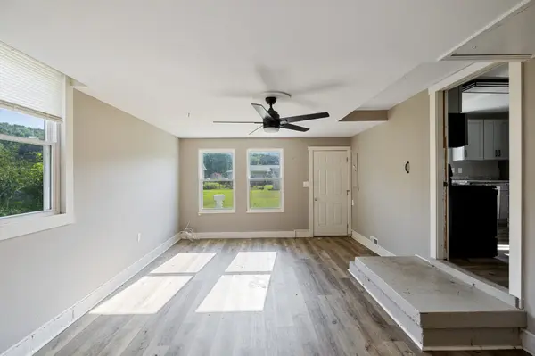 110 Sherwood Dr, Waverly, TN 37185