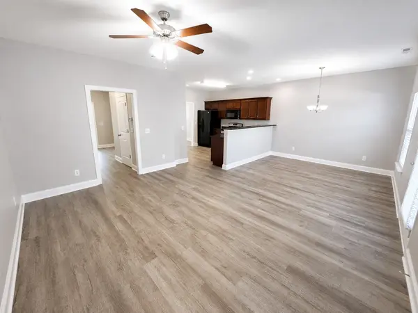 206 Rowlette Cir, Murfreesboro, TN 37127