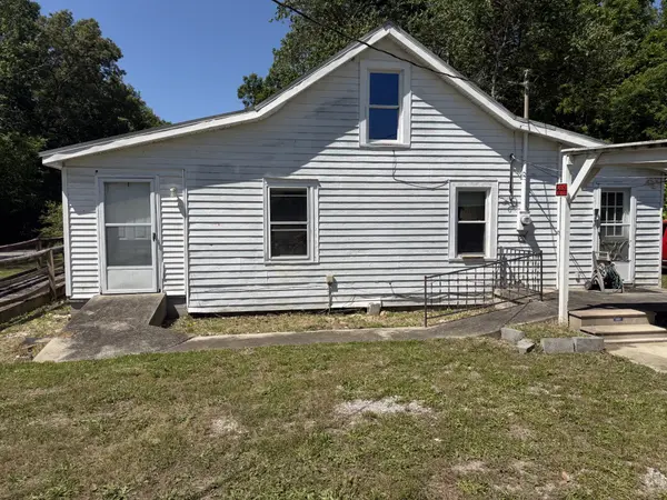 5217 Ragsdale Rd, Manchester, TN 37355