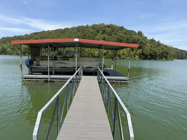 145 Lake Court Dr, Lynchburg, TN 37352