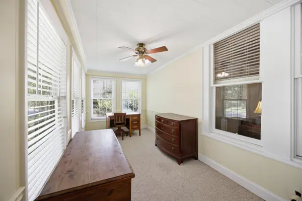 302 E Villanow Street, La Fayette, GA 30728