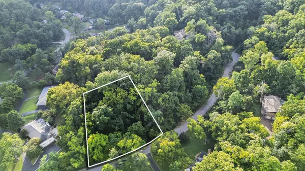 6610 Ormond Drive, Nashville, TN 37205