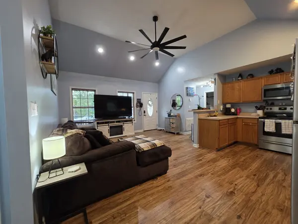 112 Lee Ln, Hopkinsville, KY 42240