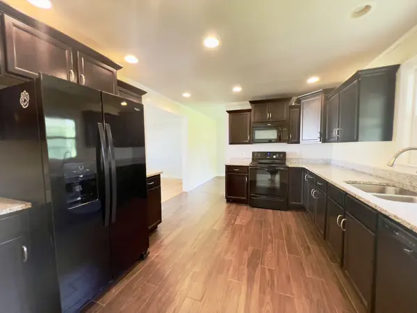 2880 Trough Springs Rd, Clarksville, TN 37043