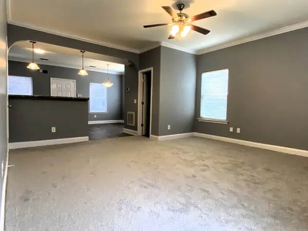 5440 Perlou Ln, Murfreesboro, TN 37128
