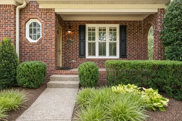 4412 Estes Rd, Nashville, TN 37215