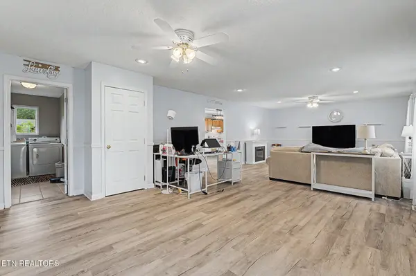117 Bertha Lane, Jacksboro, TN 37757