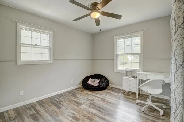 5801 Outer Dr, Knoxville, TN 37921