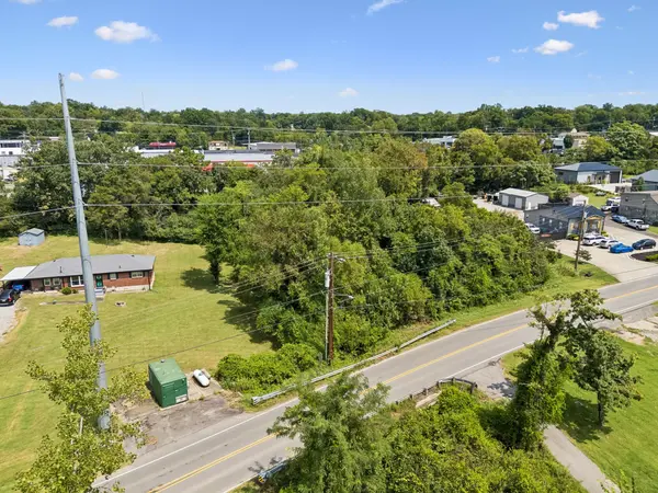 274 Rockland Rd, Hendersonville, TN 37075