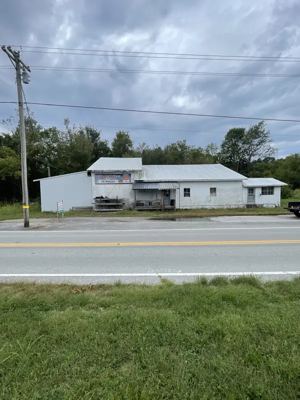 17366 Clay County Hwy, Red Boiling Springs, TN 37150