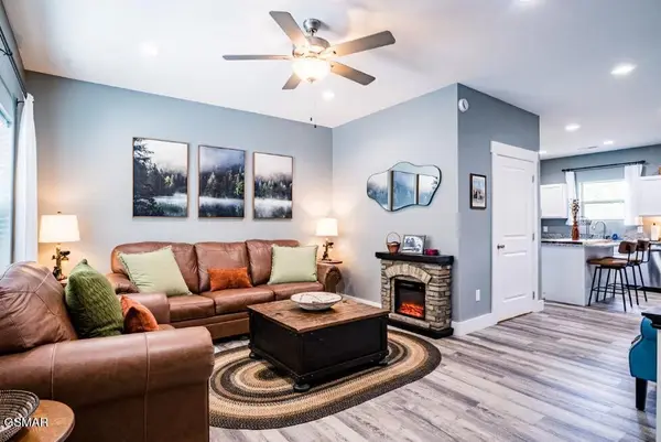 849 Morton Drive #UNIT 2, Gatlinburg, TN 37738