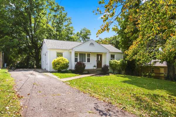 111 Rolynn Dr, Nashville, TN 37210