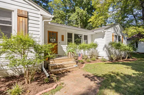 110 Park Cir, Columbia, TN 38401