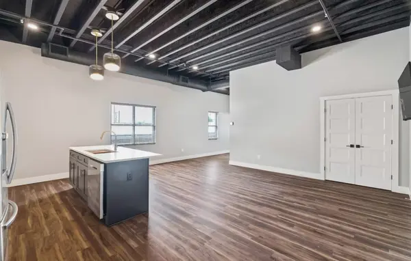 125 Prince St #203, Gallatin, TN 37066