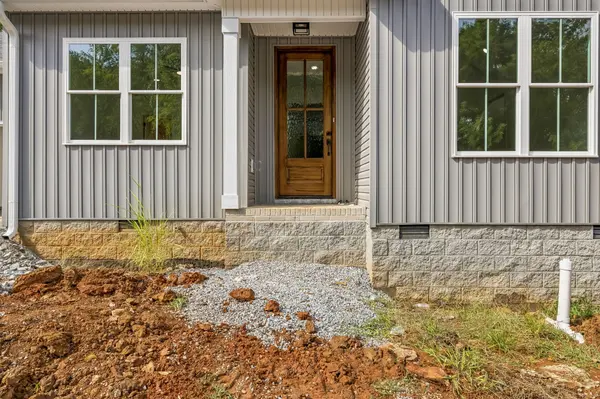 200 Wallace St, Cumberland City, TN 37050