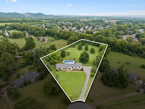 2205 Morriswood Ct, Franklin, TN 37064