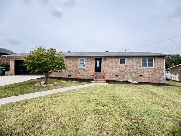119 Mason Dr, Fayetteville, TN 37334