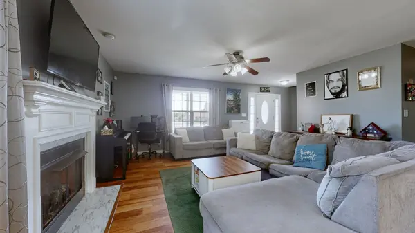 669 Wolfchase Ct, Clarksville, TN 37042