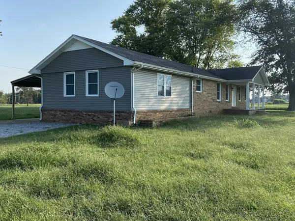 801 Webb Rd, Clarksville, TN 37040