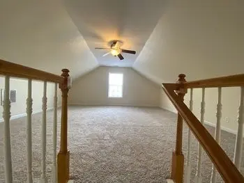 620 S Cavalcade Cir, Oak Grove, KY 42262