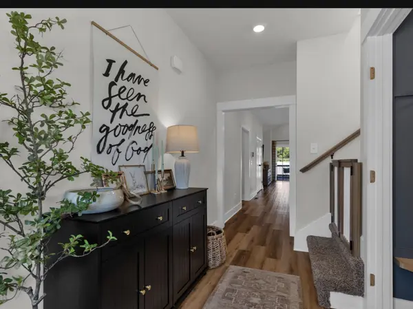 3015 Graystand Dr, Greenbrier, TN 37073