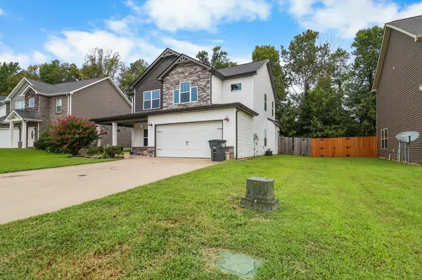 515 Somerset Ln, Clarksville, TN 37042