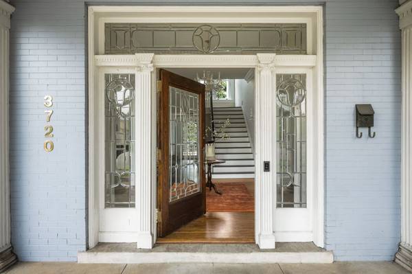 3720 West End Ave, Nashville, TN 37205