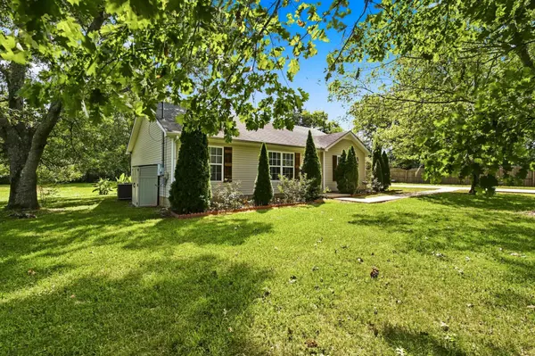 351 Needham Blvd, Rockvale, TN 37153