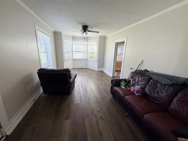 203 W Petty Ln, Winchester, TN 37398