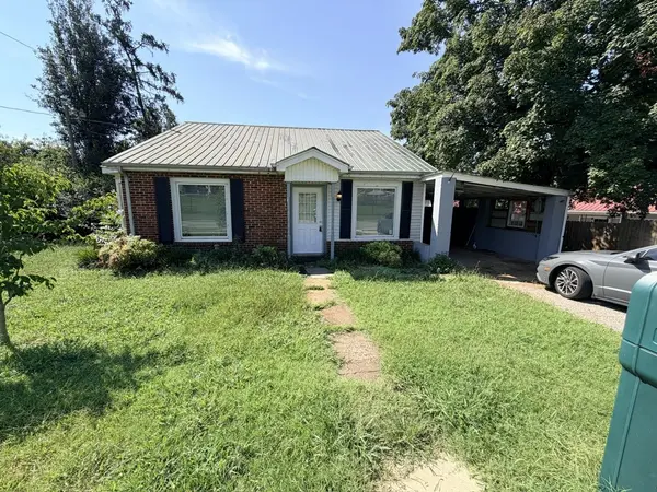 203 W Petty Ln, Winchester, TN 37398