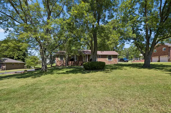 108 Due West Dr, Mount Juliet, TN 37122